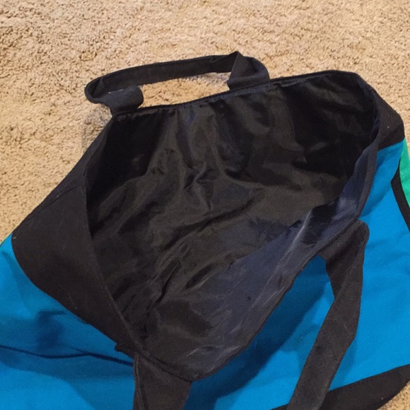 Victoria Secret Travel Bag - Picture 3 of 3